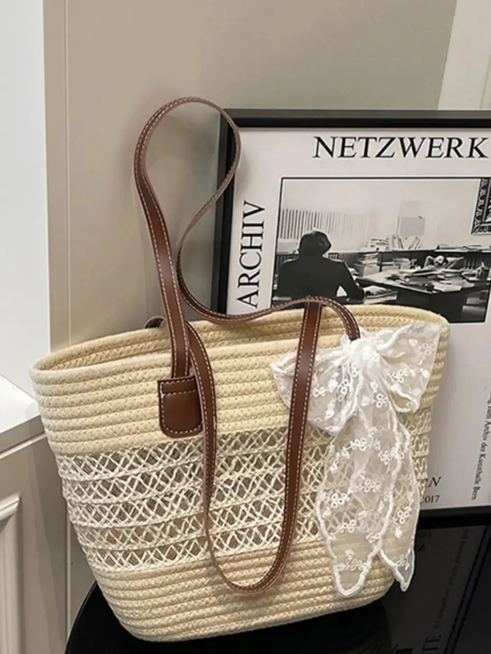 Everyday Woven Straw Shoulder Bag