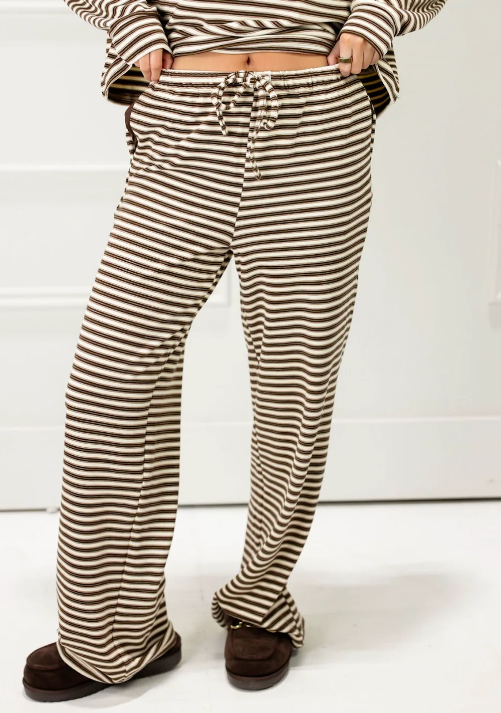 Minimal Striped Set