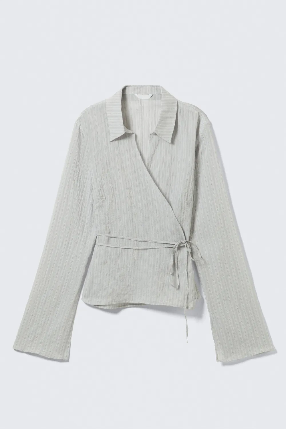 Textured Tied Long Sleeve Blouse