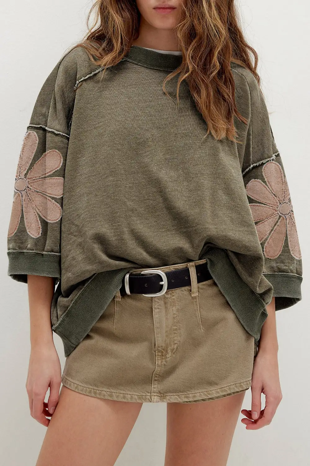 Mineral Wash Raw Seam Patchwork Flower Patched Three-Quarter Sleeve Oversize Top