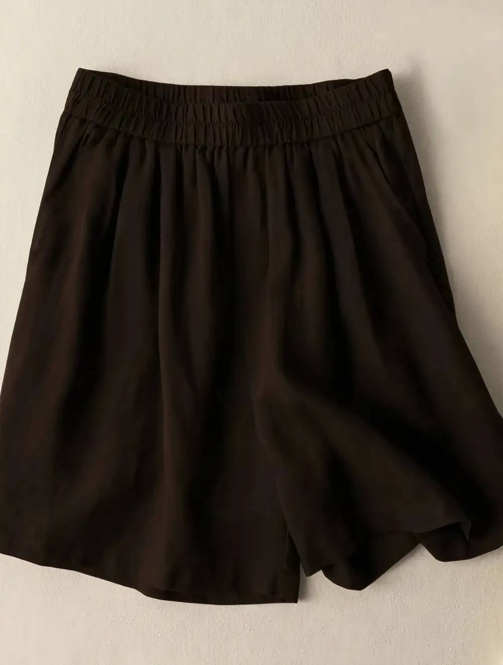 Elastic Waist Flowy Shorts