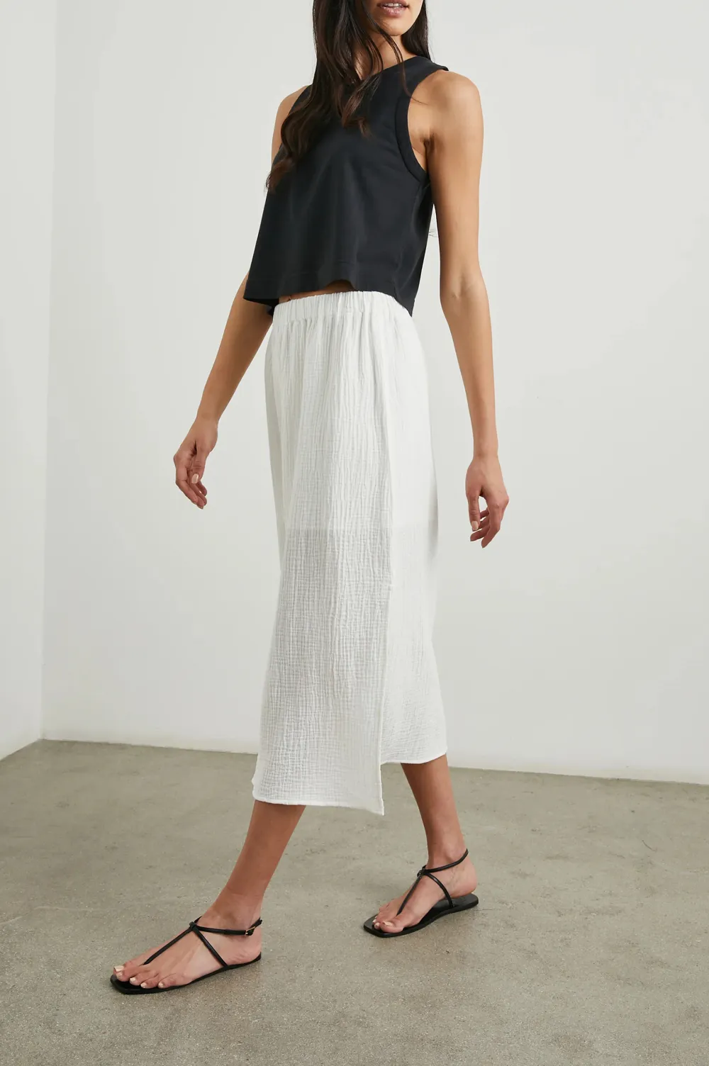 Women's Round-Neck Blouse