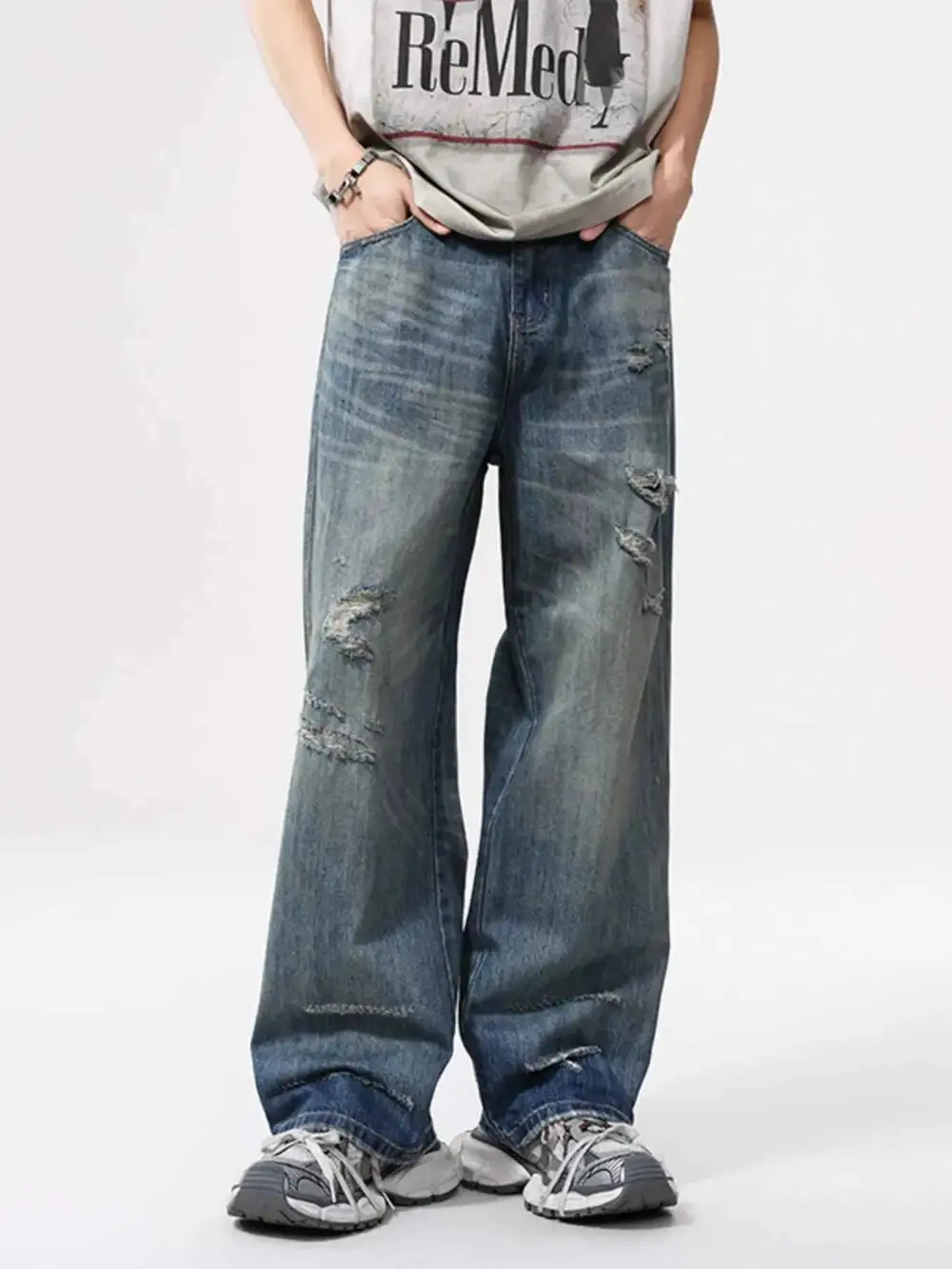 Vintage Distressed Wide Leg Relaxed Fit Jeans