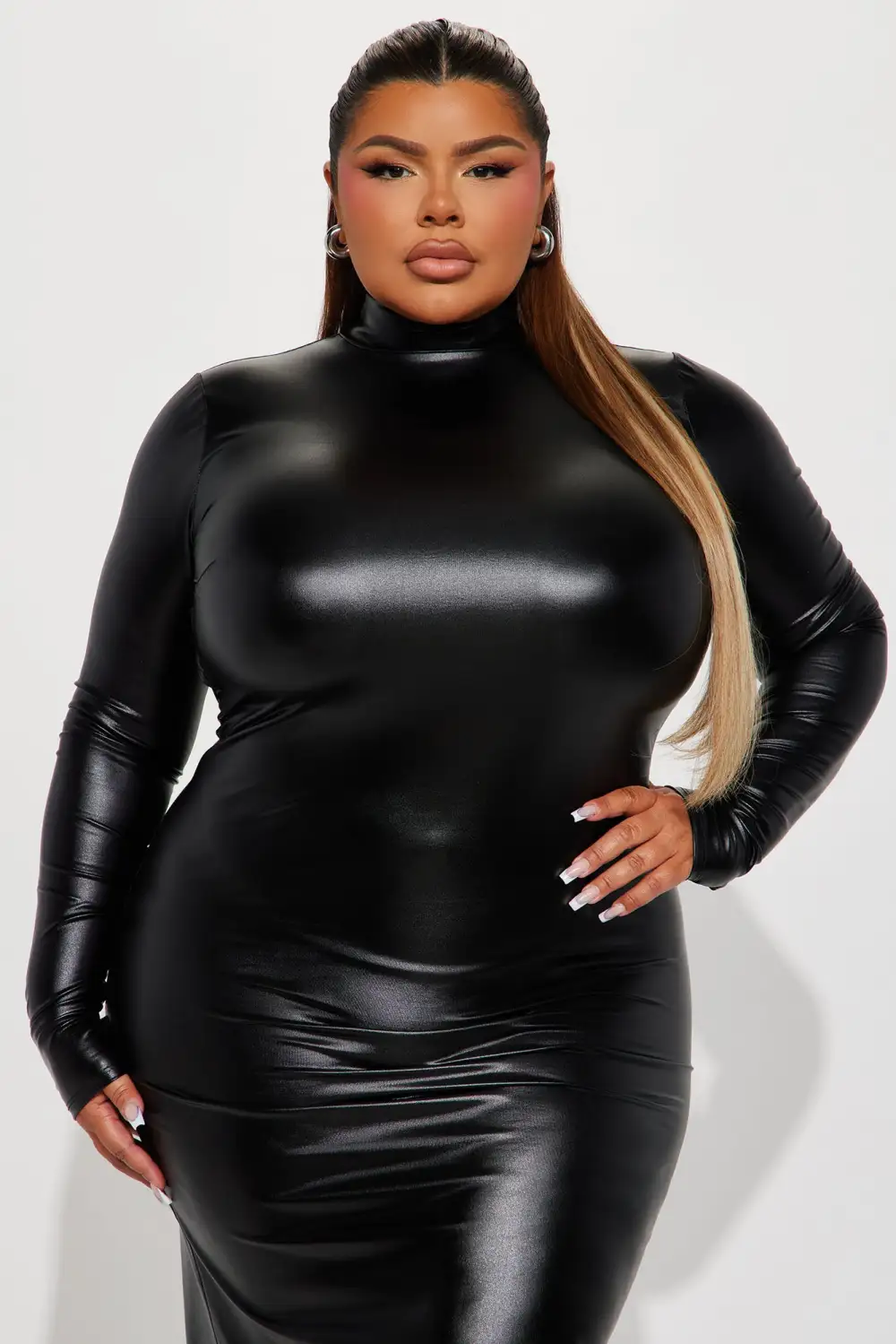 Honey Backless Metallic Maxi Dress - Black