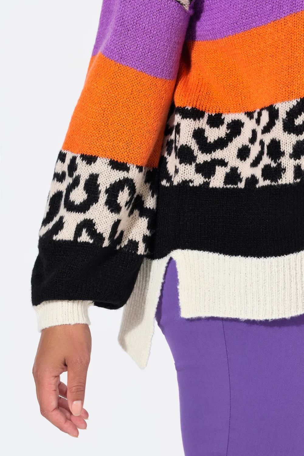 Leopard Print Contrasting Sweater
