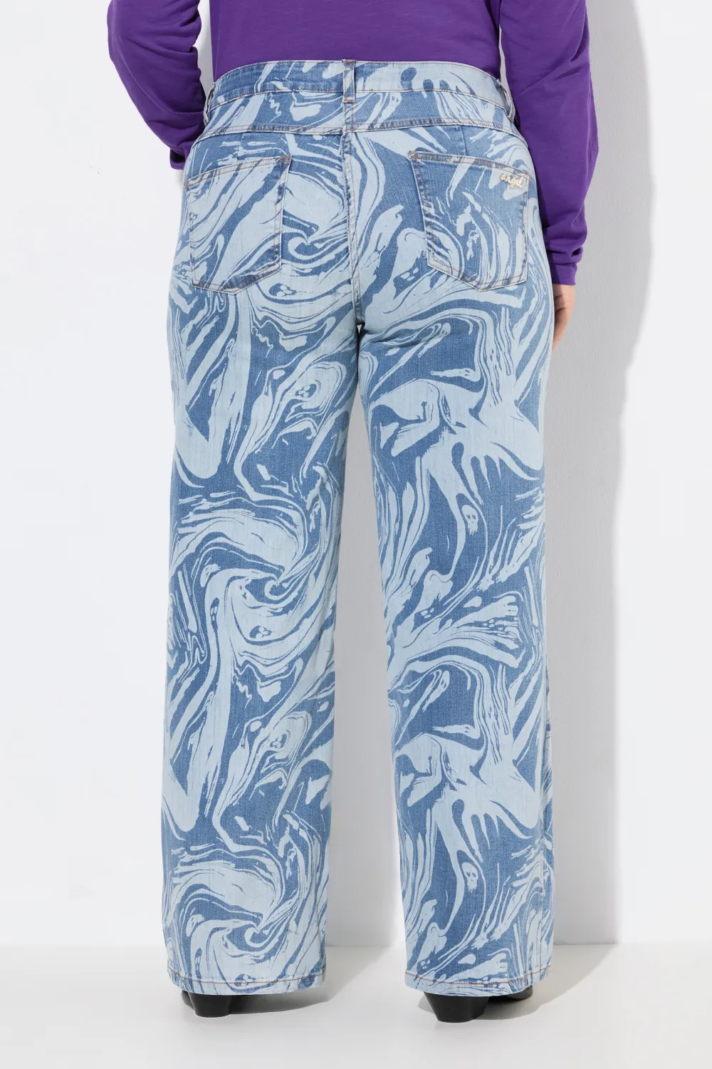 Light Colored Printed Jeans