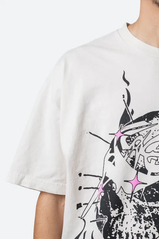 WHITE SKULL GRAPHIC STARS ALIGN T-SHIRT