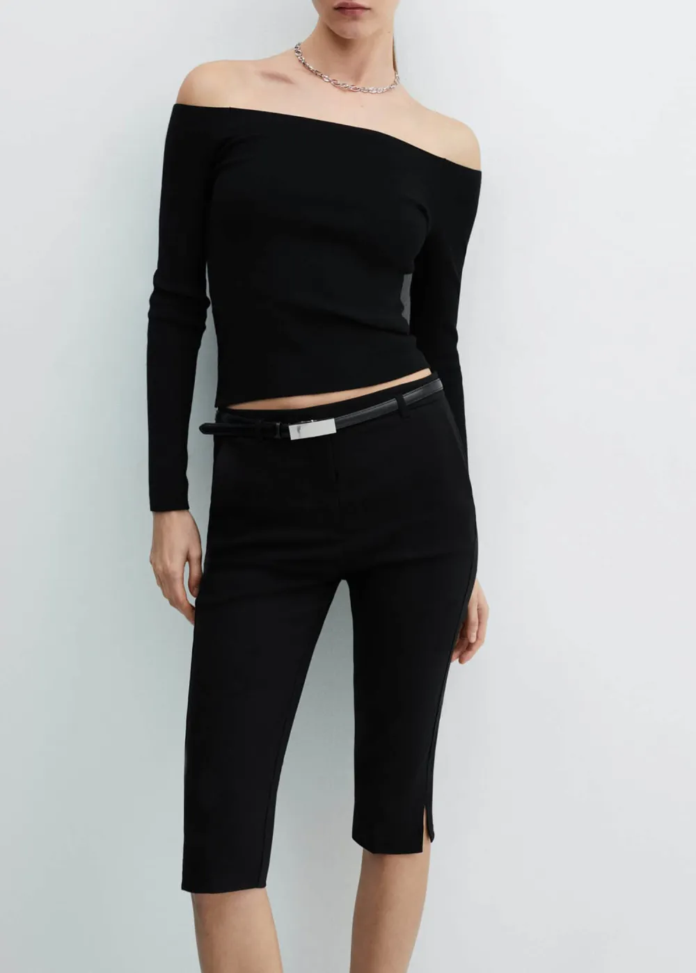 Belted capri trousers