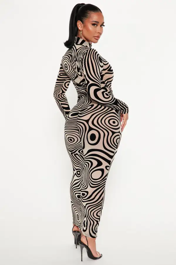 City Vision Mesh Maxi Dress - Black/combo