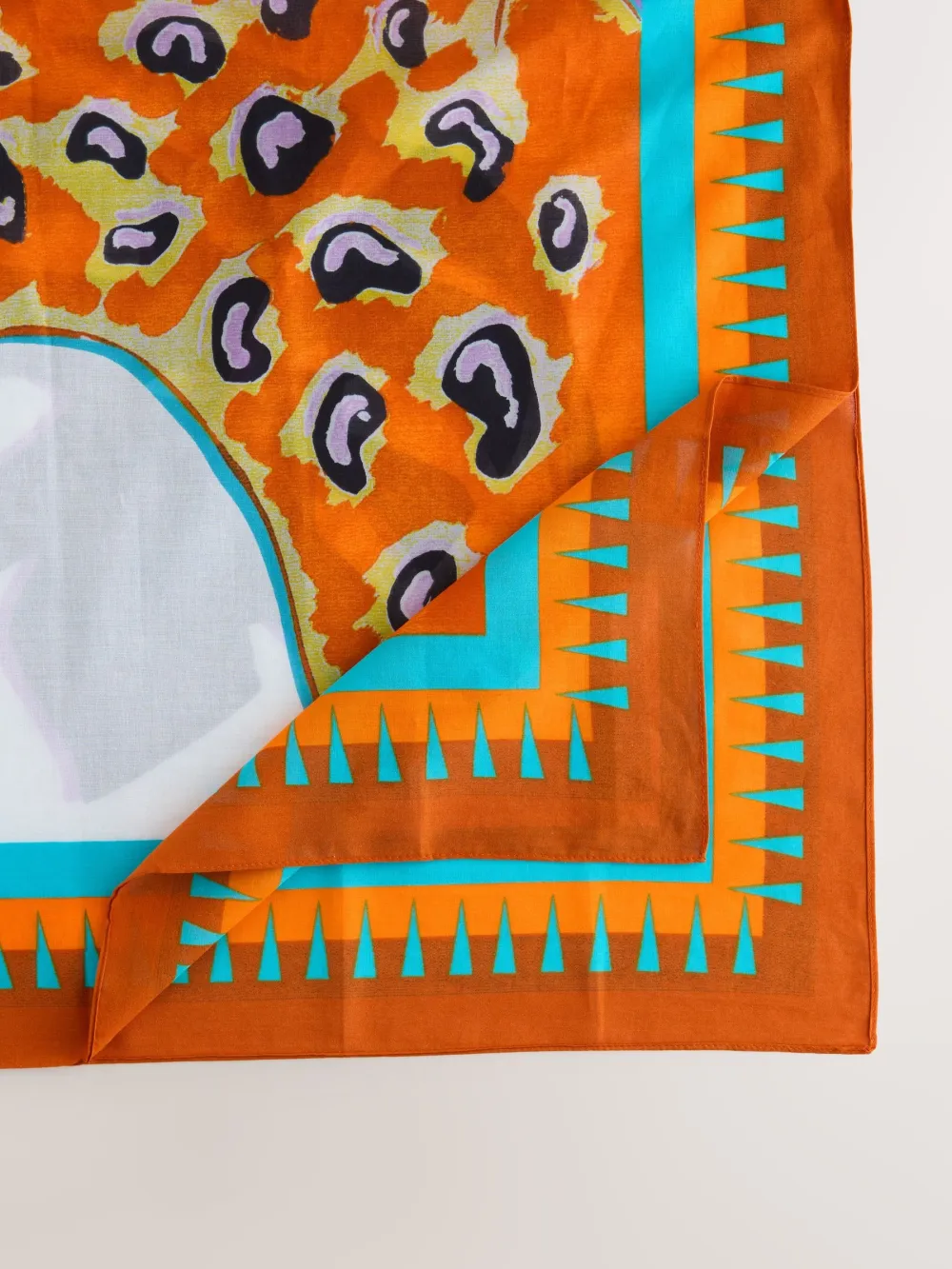 Bright Leopard Scene 100% Cotton Lightweight Scarf