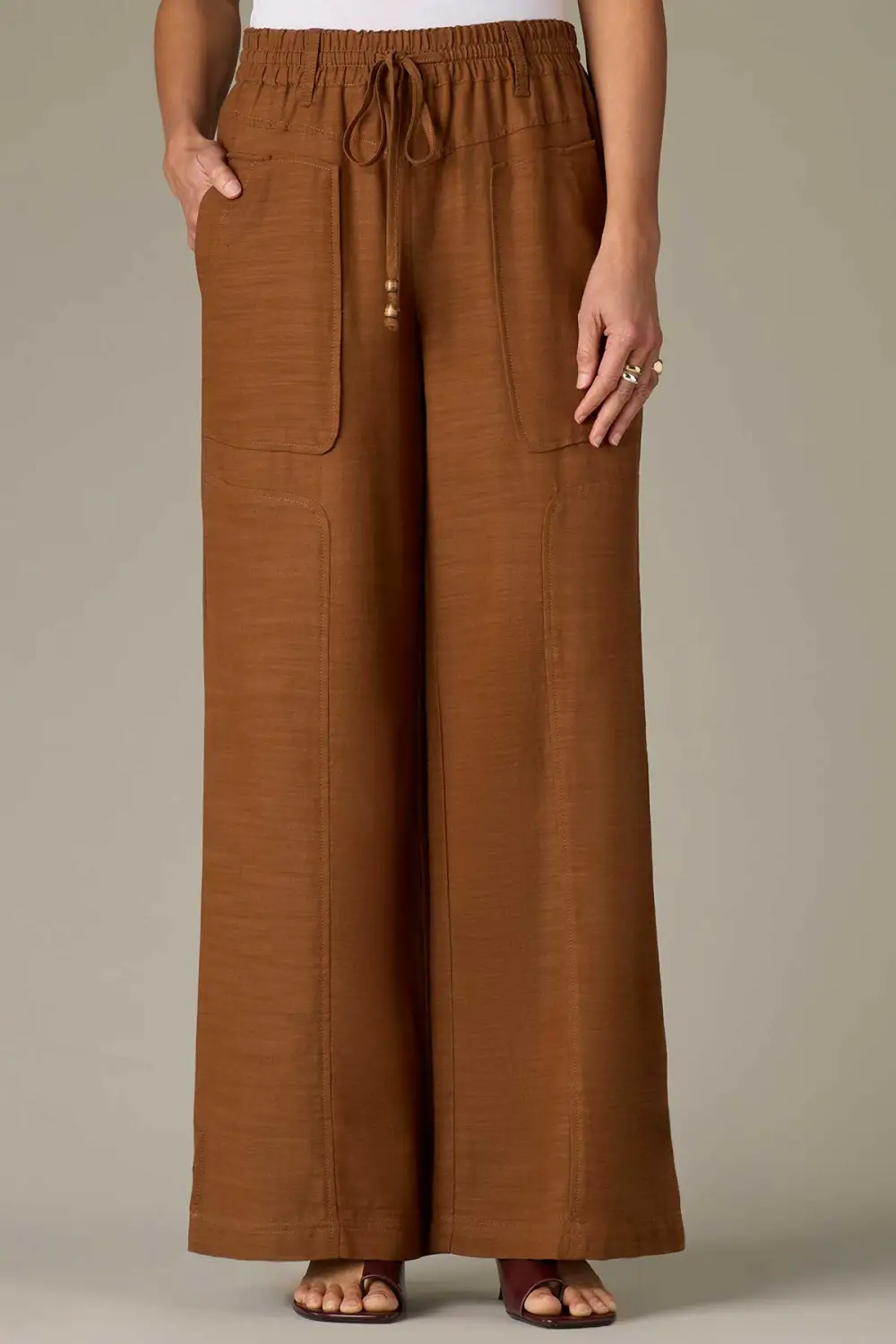 Petite V-Yoke Side Panel Wide Leg Pants