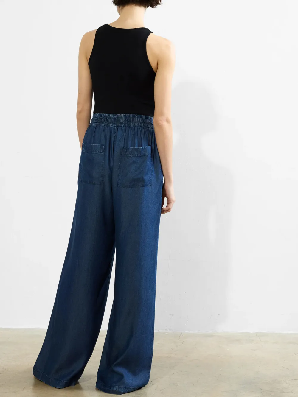 Casual And Versatile Elastic Waist Trousers