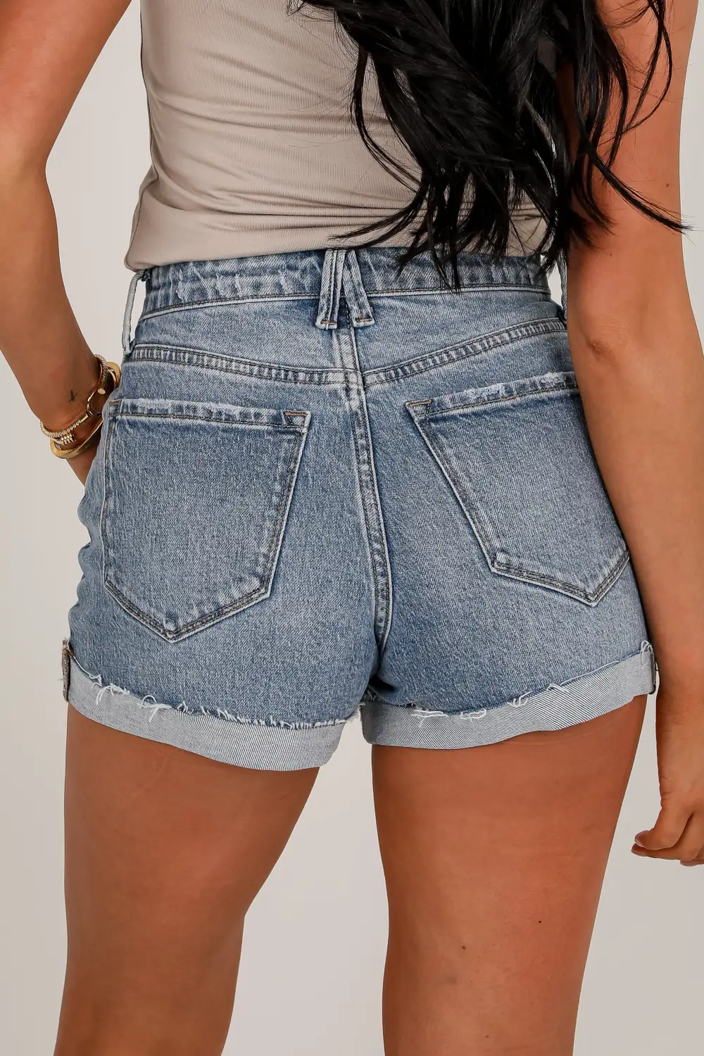 Cuffed Hem High Rise Pocketed Shorts