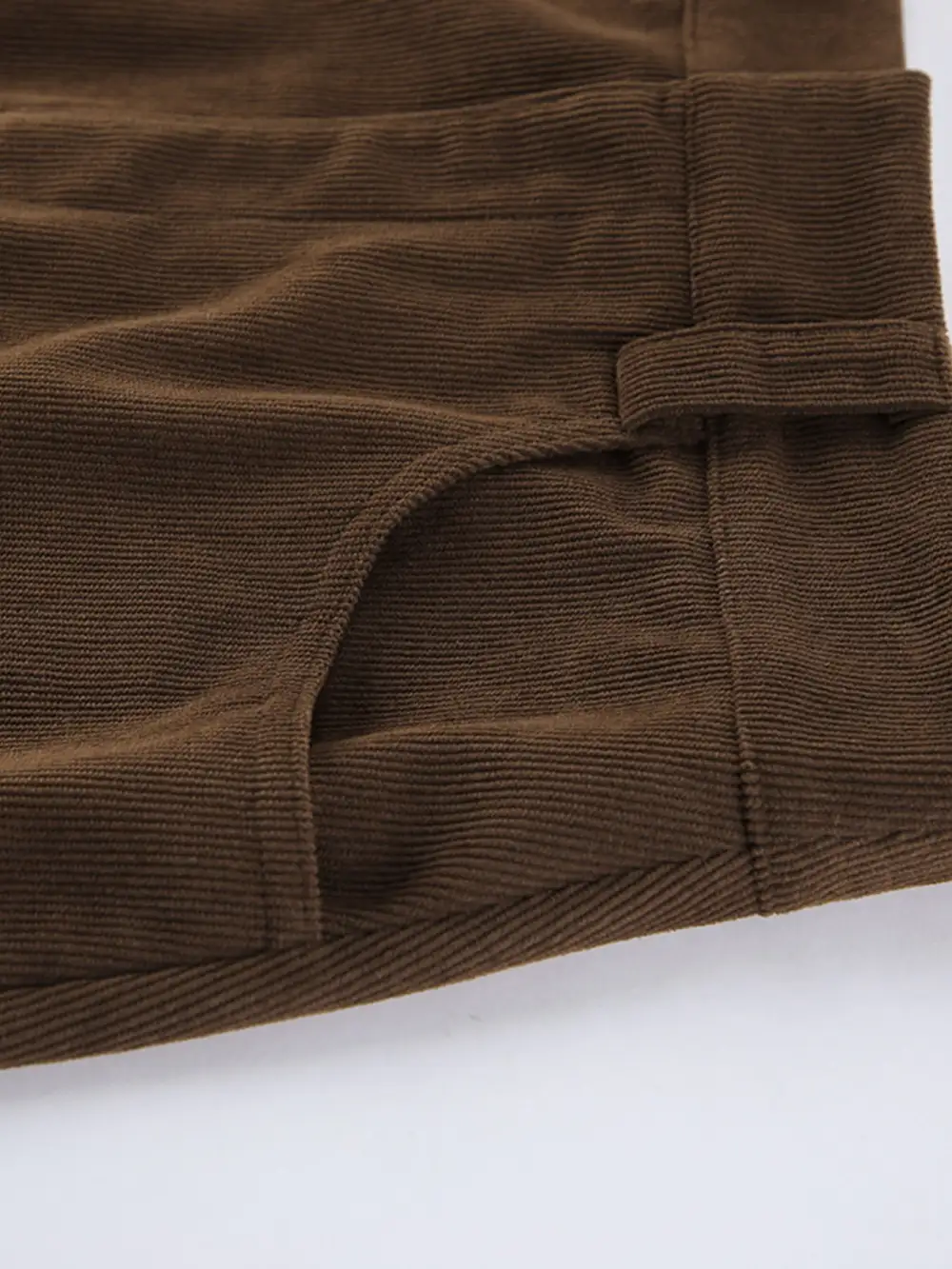 Fine Line Pocket Detail Skirt