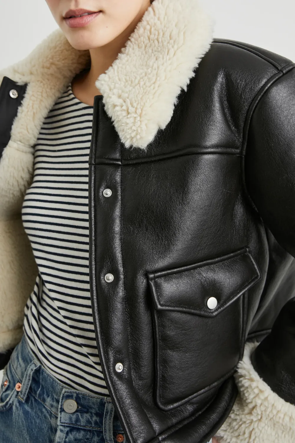 Women's Thickened Leather Hooded Jacket For Warmth