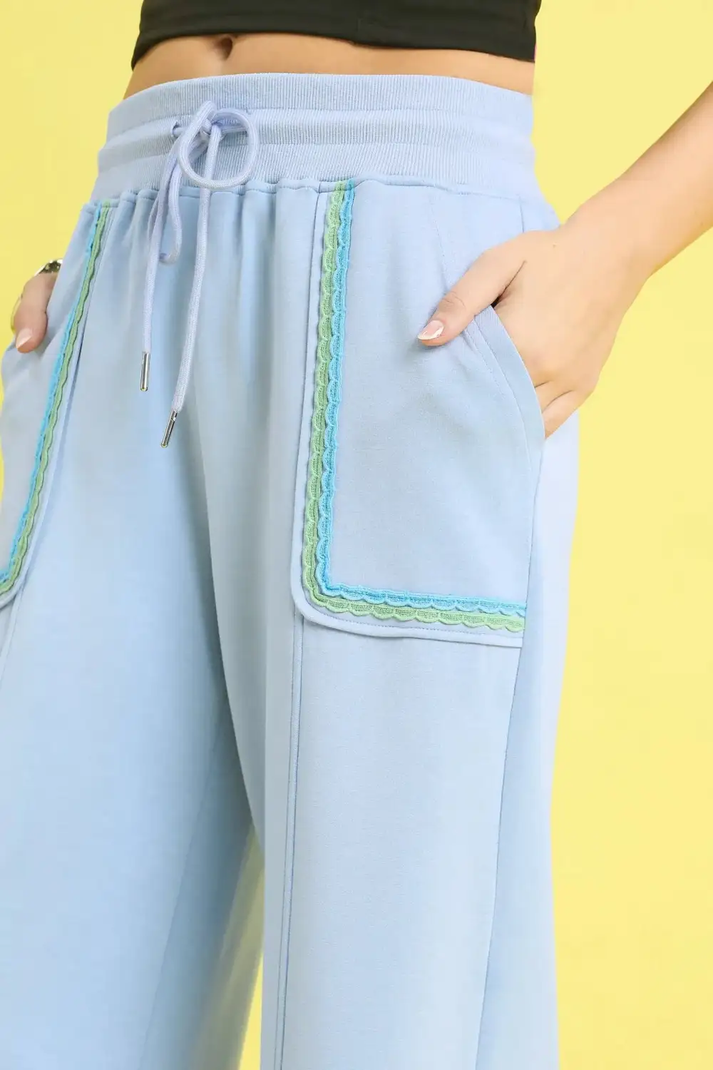 Drawstring Wide Leg Pants With Scallop Trim Detail