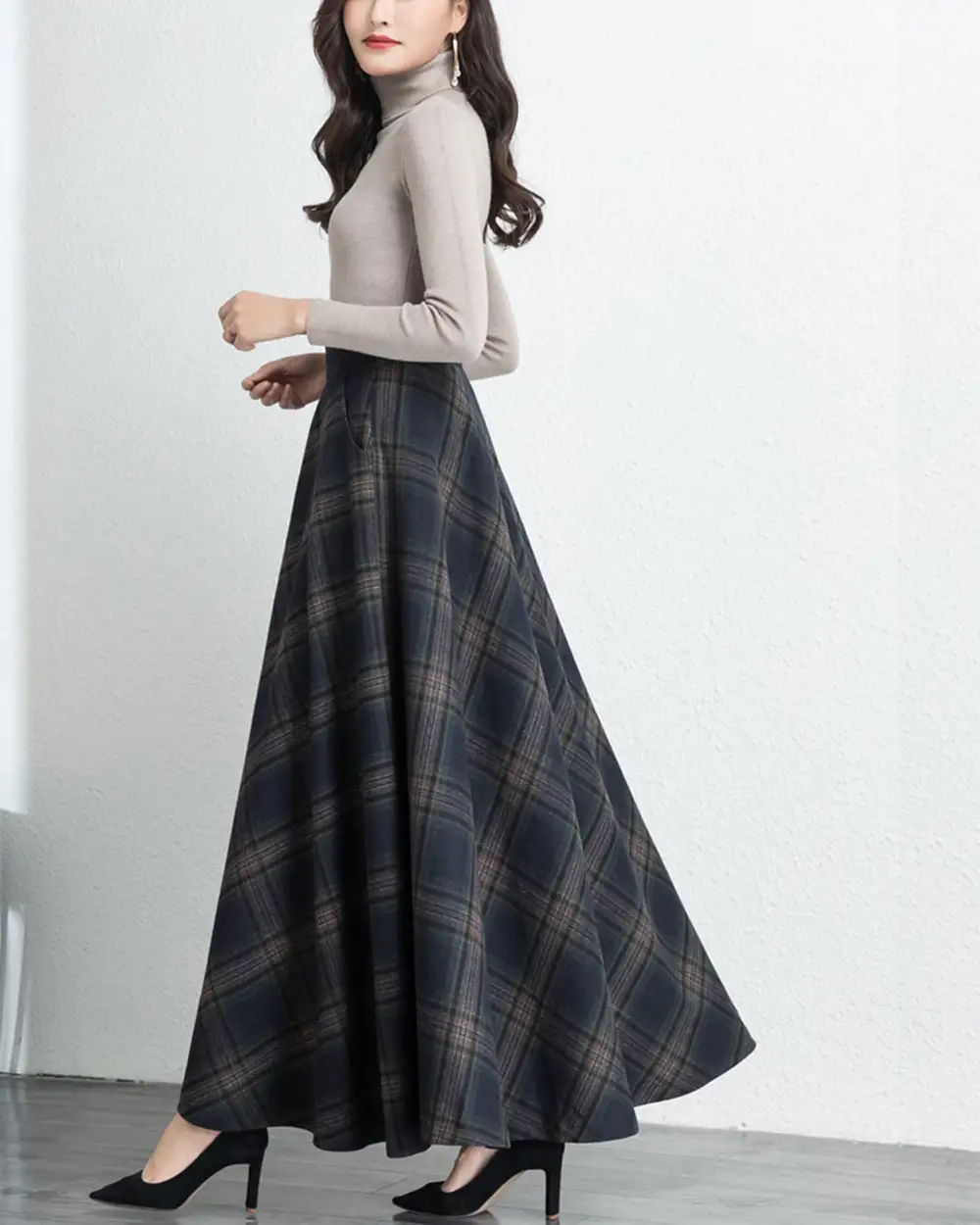 Relaxed Plaid Wool Maxi Skirt