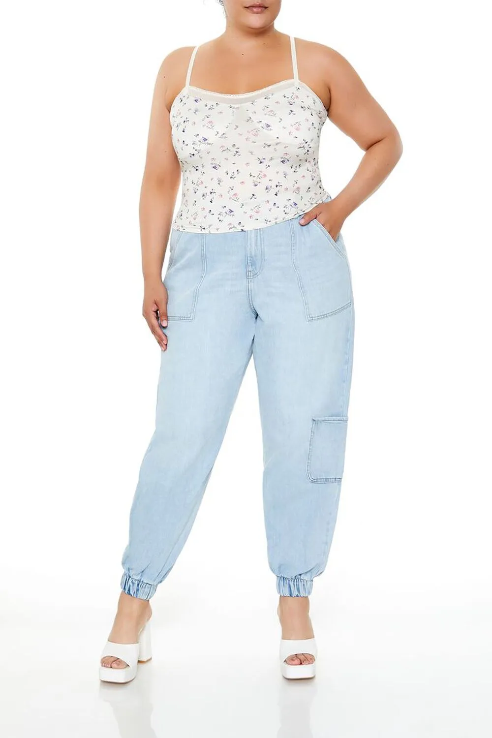 Plus Size Ditsy Floral Print Cami