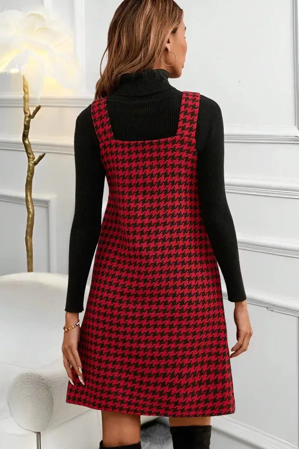 Houndstooth Print V Neck Sleeveless Mini Dress Polished