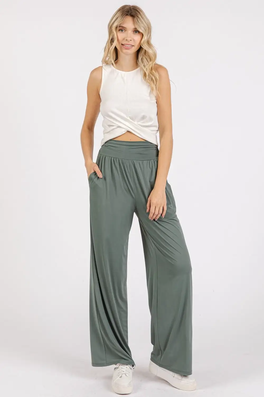 Stretch Banded Waist Wide Leg Pants With Pockets