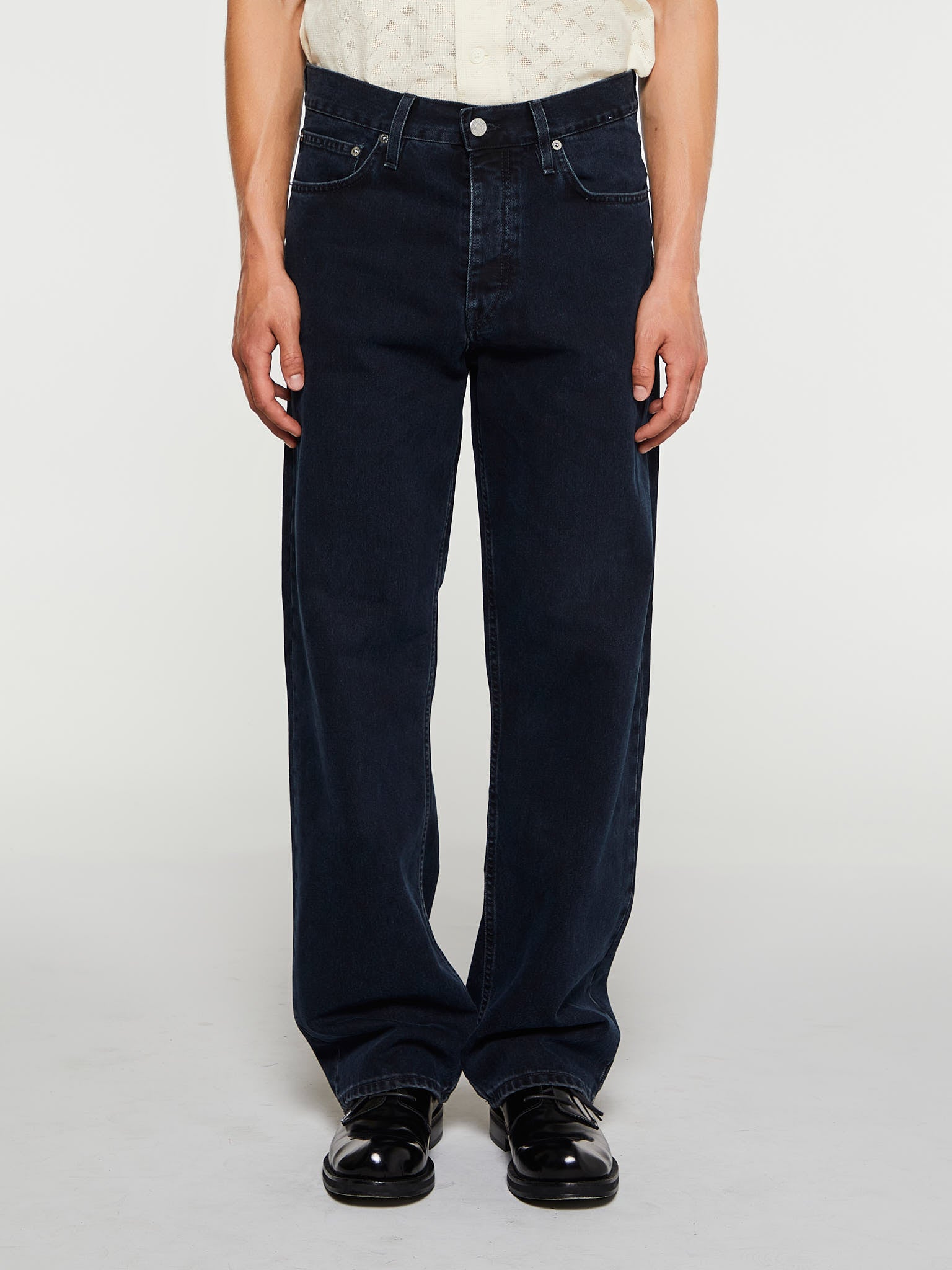 Loose Jeans in Blue Black