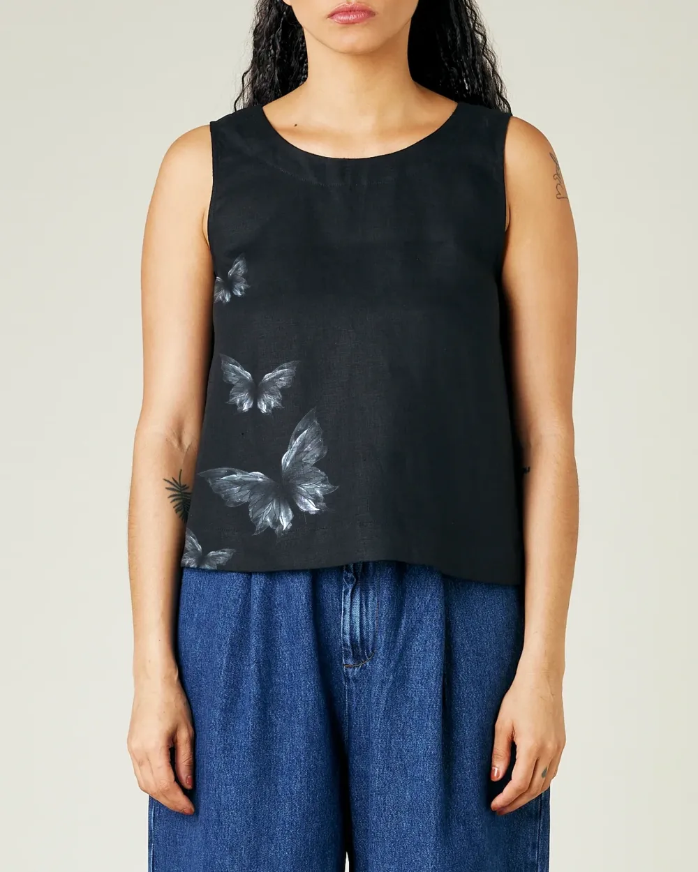 BLACK LINEN TOP