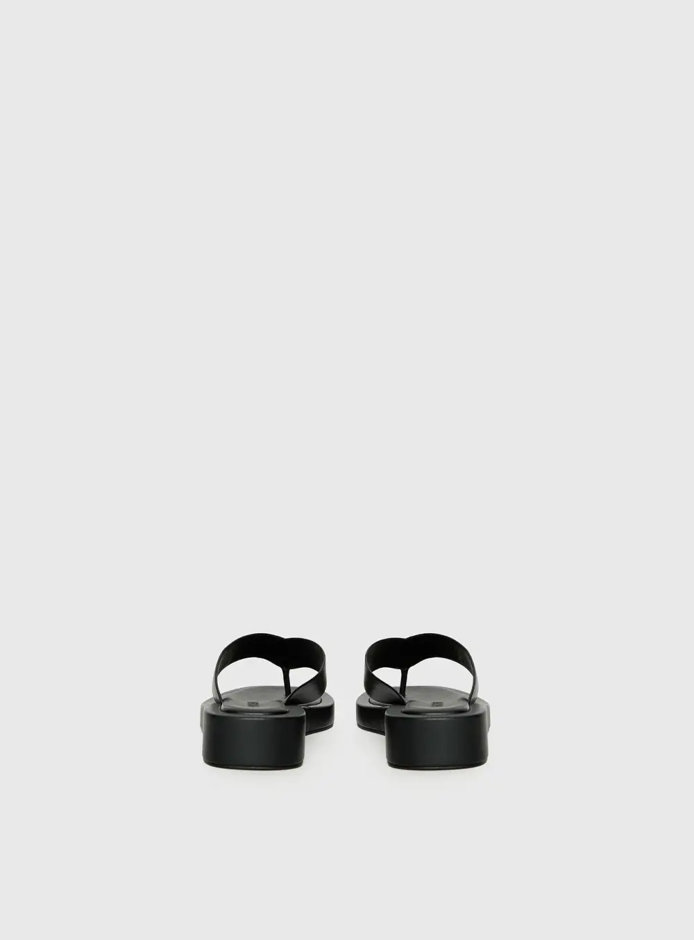 Smooth Strappy Sandals