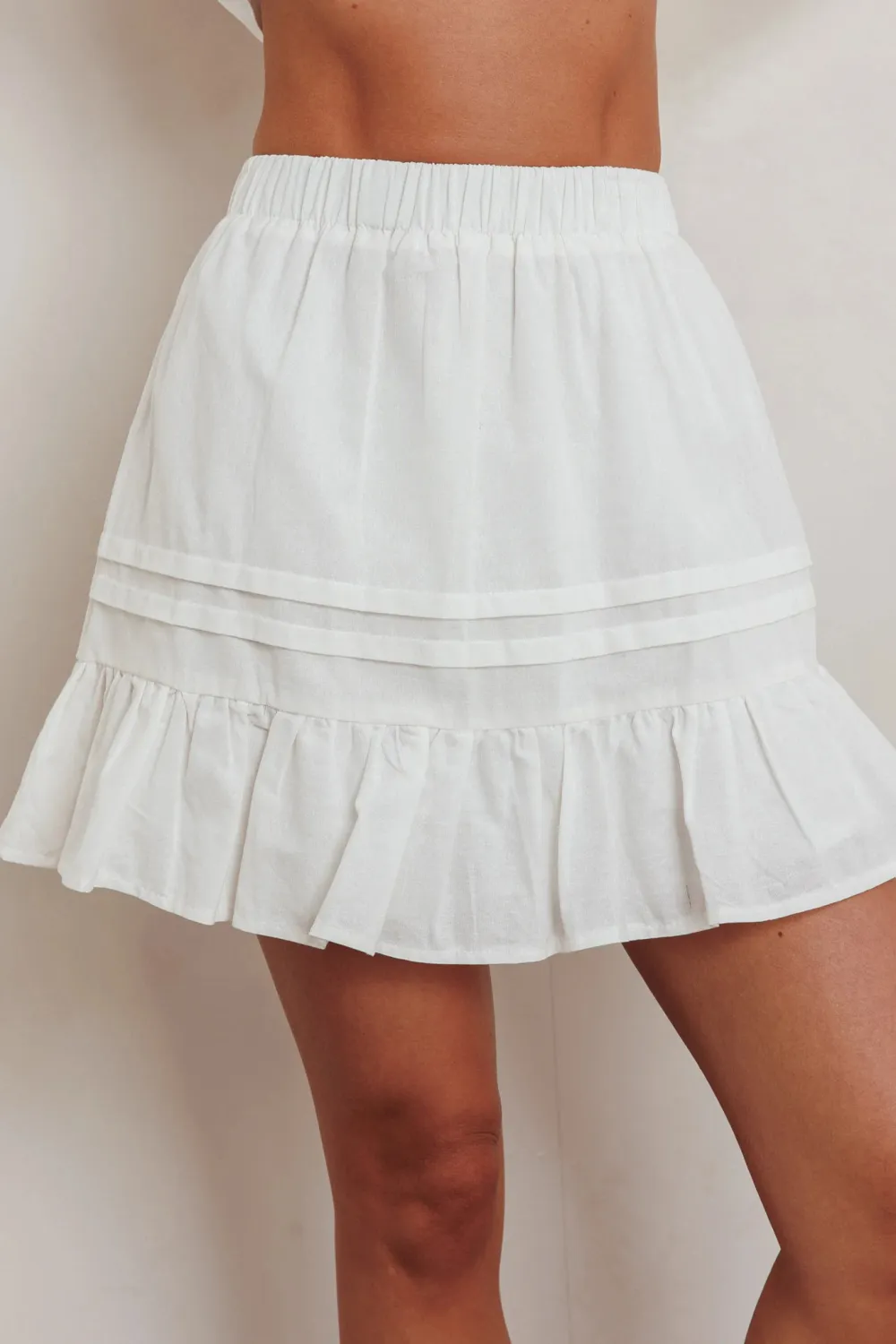 Sweet Temperament Ruffled Hem Solid Color Skirt