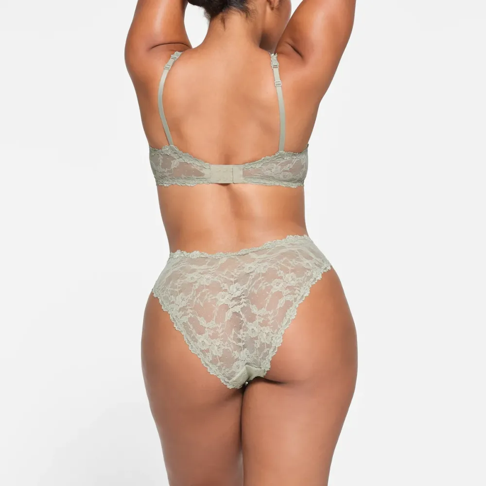 Brief
