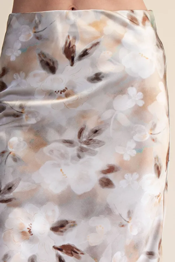 Modern Refined Midi Skirt