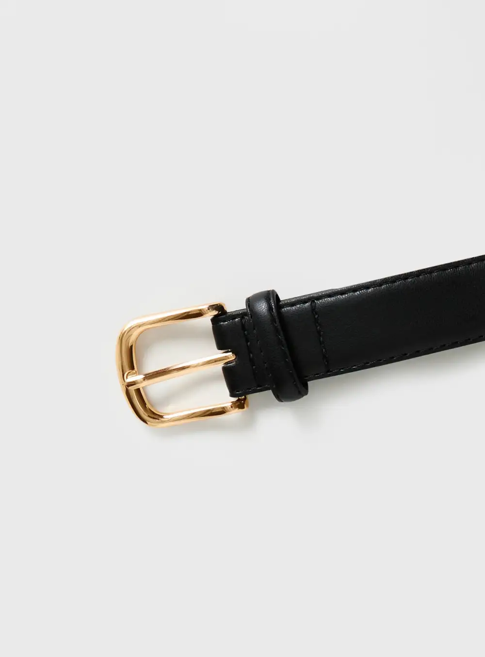 Polished Look Buckle Faux Leather Belt