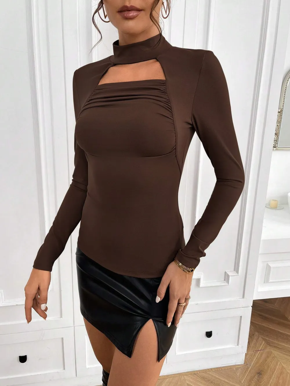 Sexy Cut-out Slim Solid Color Long-sleeved Top