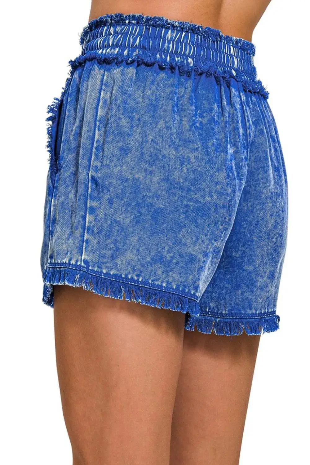 Easygoing Frayed Hem Washed Shorts