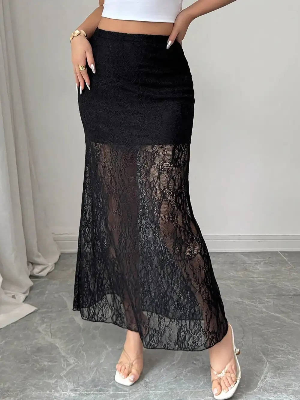 Lace Ed Maxi Skirt