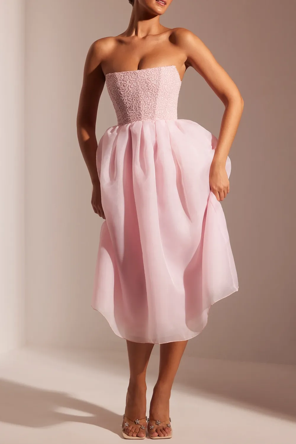 Luxurious Romantic Fluffy Organza Mid-Length