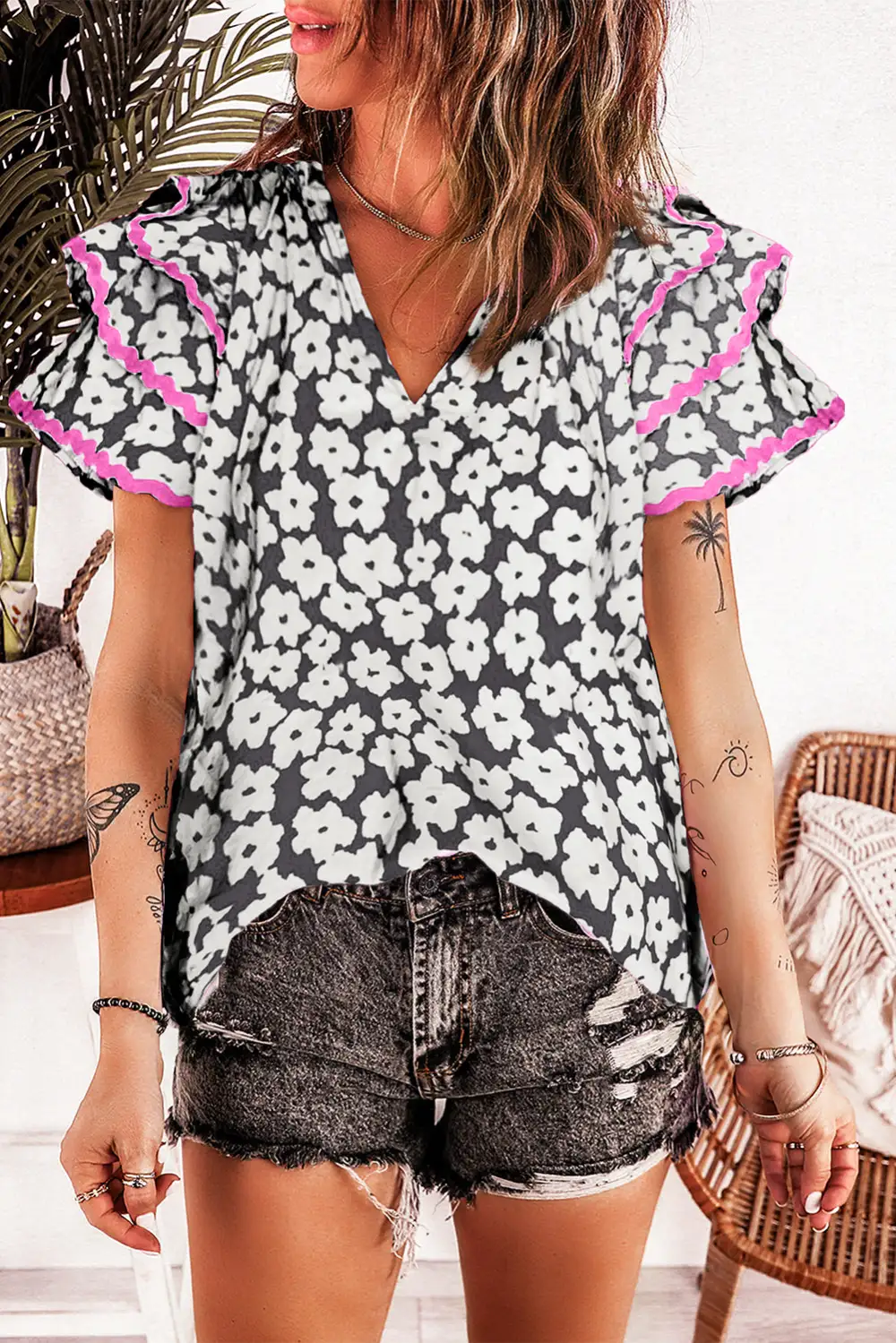 Floral Ruffle Sleeve Blouse
