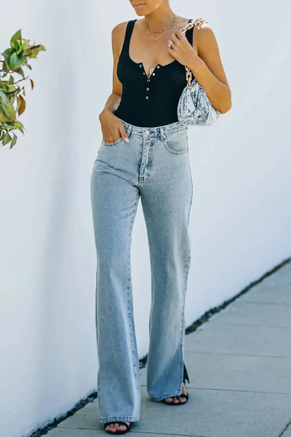 Slit Hem Washed Jeans