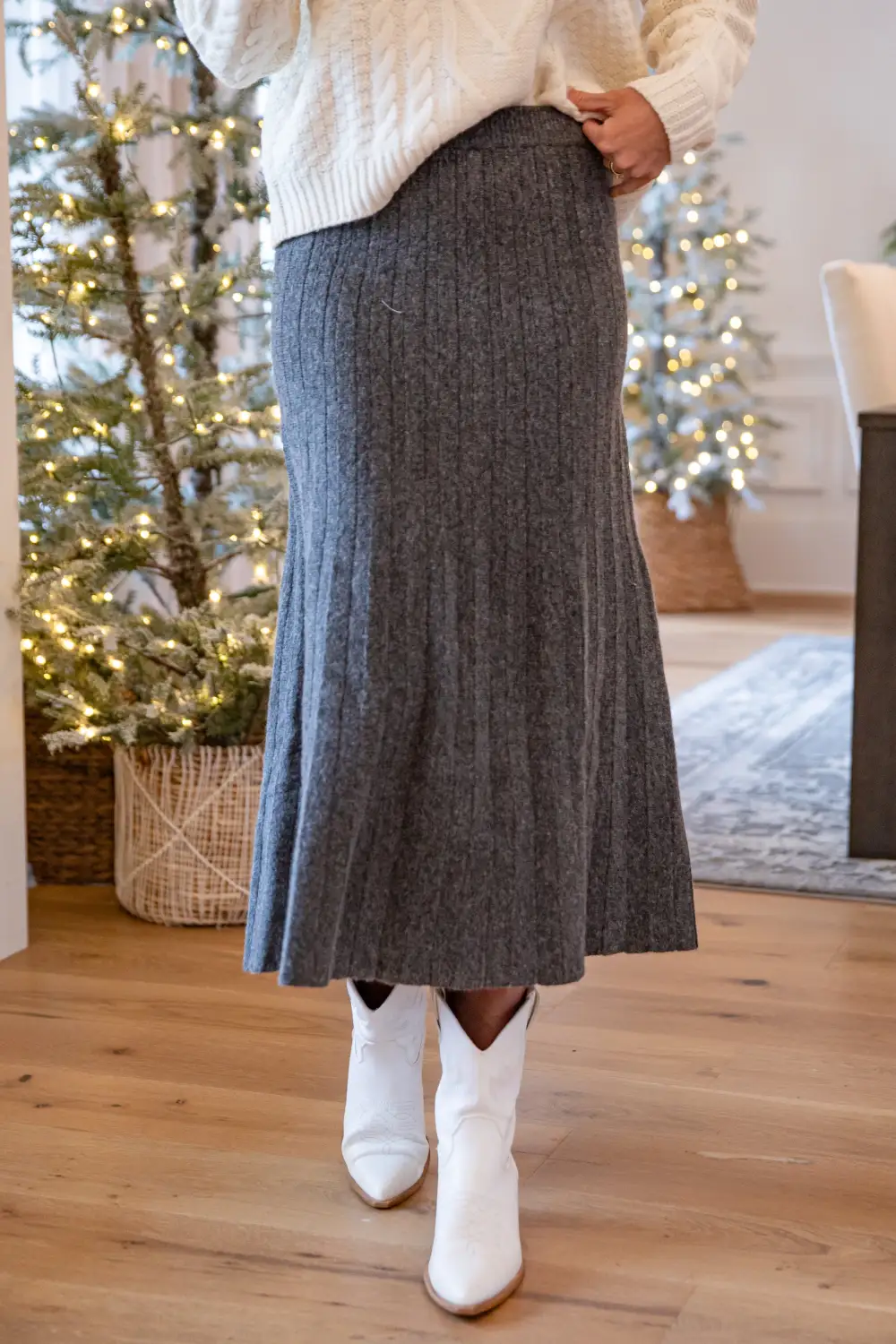 Elastic Waist Pleated Knit Midi Skirt