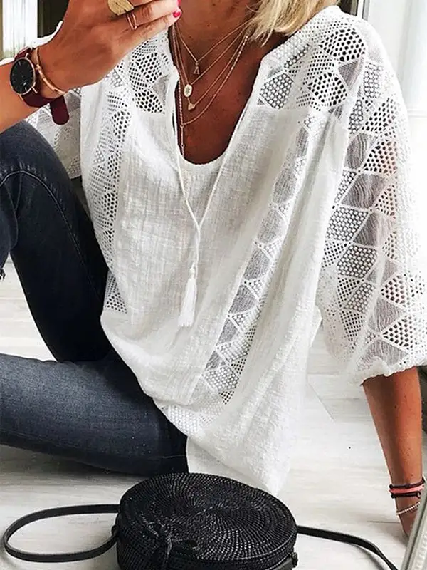 Minimal Casual Cutout Lace Detail Panel Detail U-Neck T-Shirt