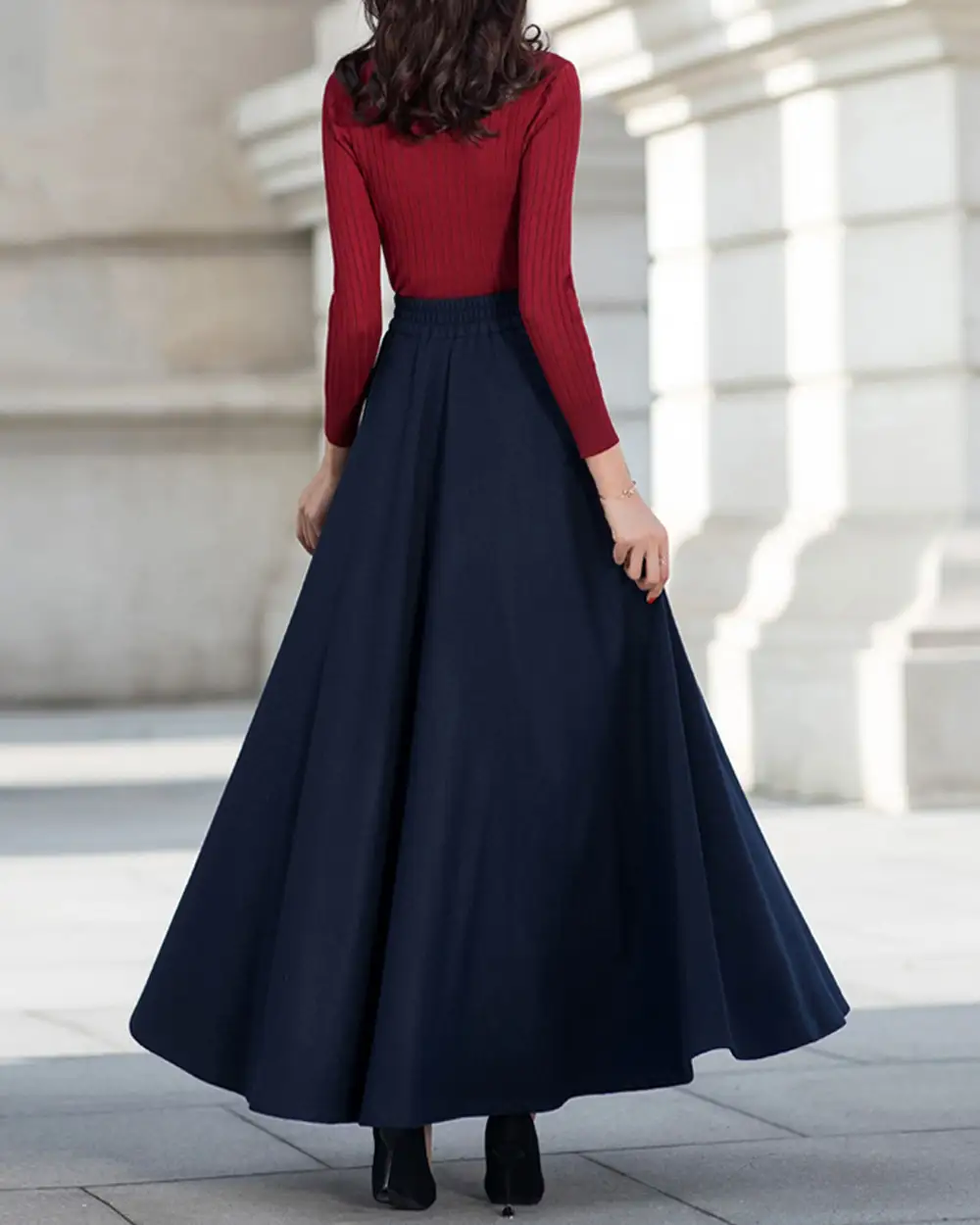 Relaxed Pocketed Wool Maxi Skirt