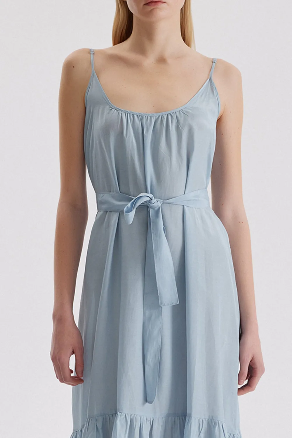 Sleeveless Midi Dress-Blue