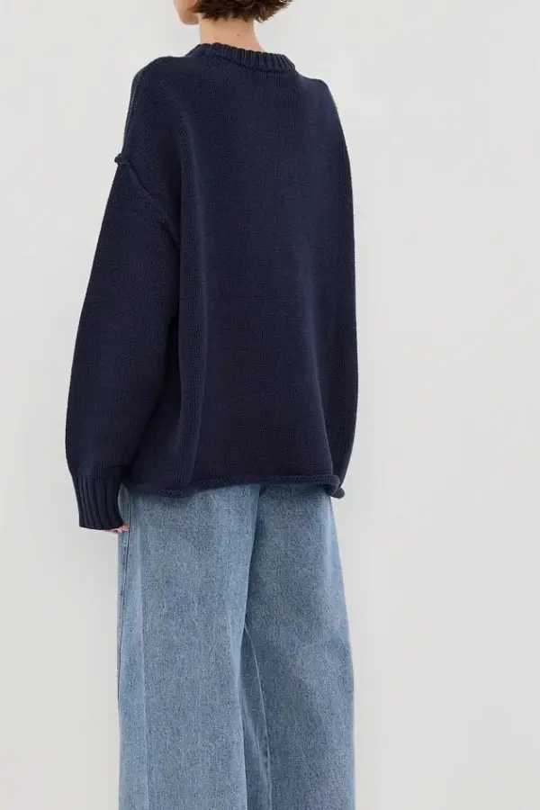 NAVY LONGLINE KNIT JUMPER