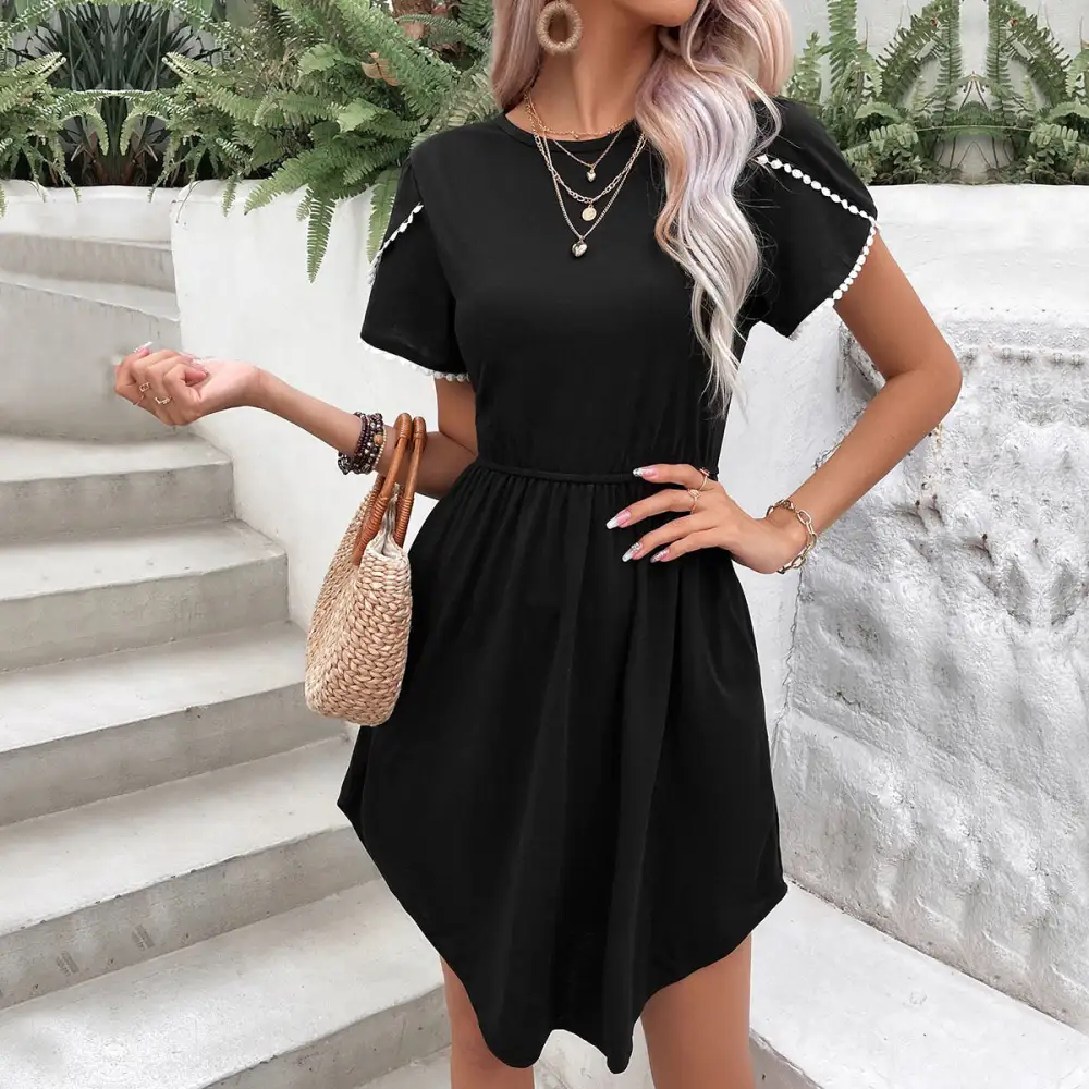 Textured Pocket Detail Round Neck Dress