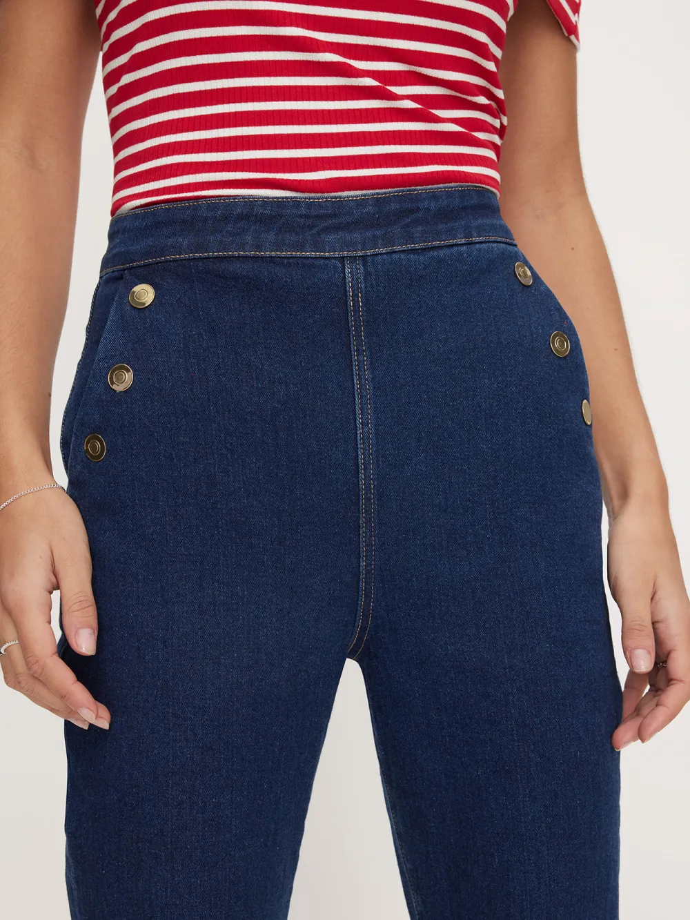 Skinny Capri Jean