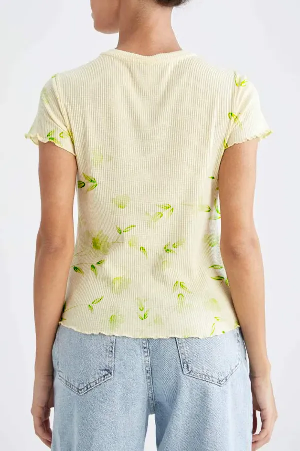 Fitted Short Sleeve T-Shirt