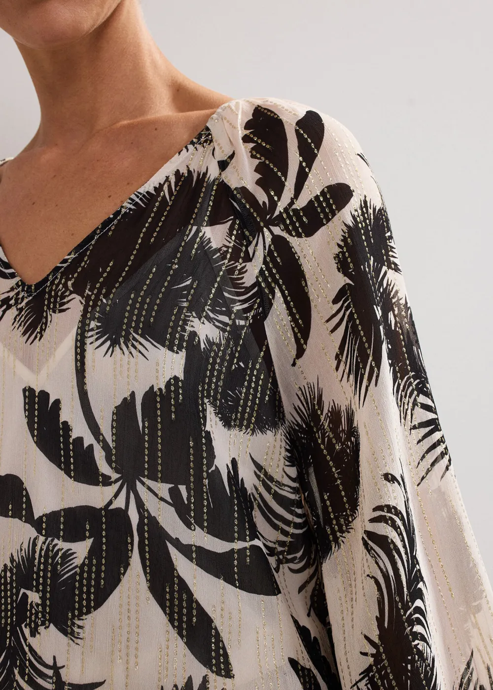 Stylish Flowy Tropical Print Ladies Top