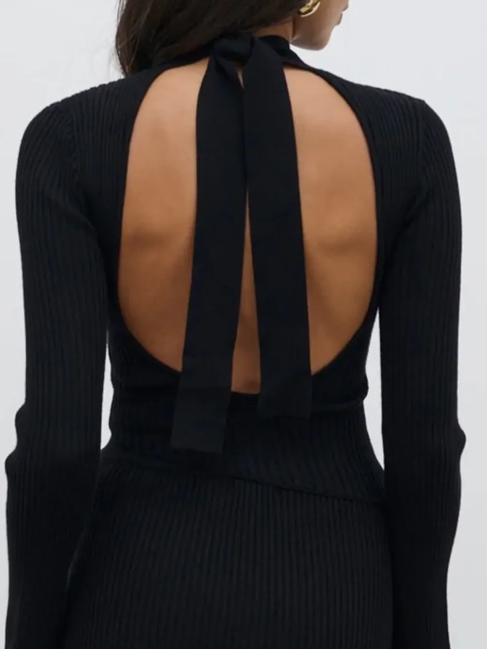 Backless High Neck Knit Top