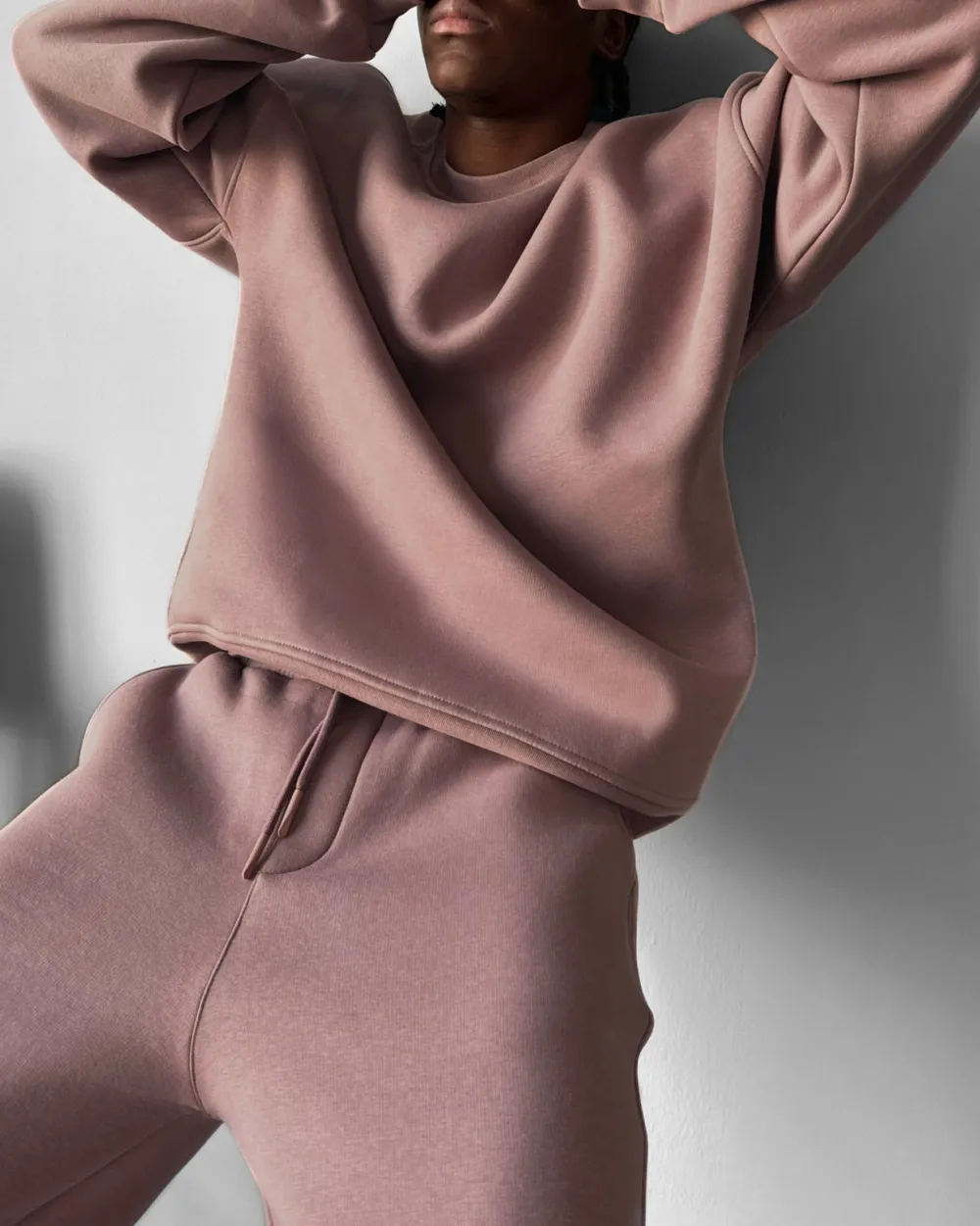 Minimal Relaxed Core Sweatshirt