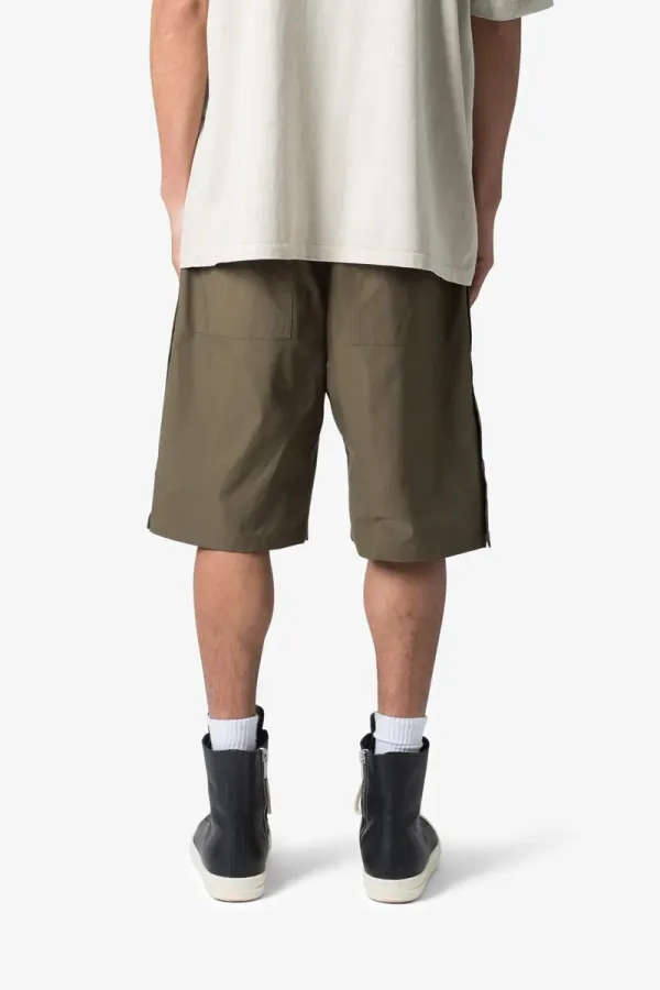 MOCHA BROWN ELASTIC WAIST SHORTS