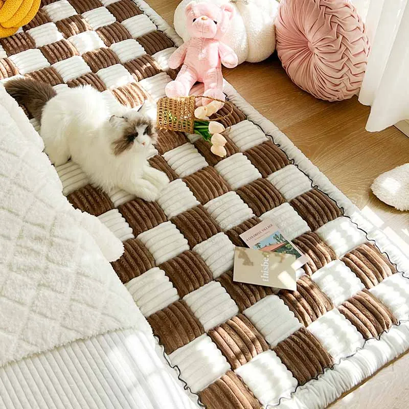 Cream-coloured Large Plaid Square Pet Mat Bed